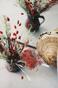 Dried flowers arrangement red 