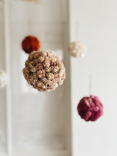 Afbeelding in Gallery-weergave laden, CHRISTMAS BALL BUBBLY LT. PINK
